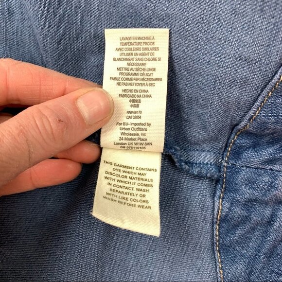 𝅺Free  People Denim Jean Shirt/Jacket - Picture 10 of 10